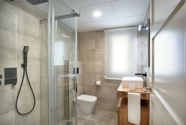 2 Bedrooms Family Apartment