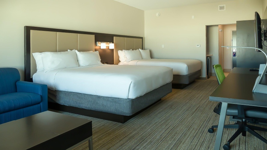 Quadruple Suite