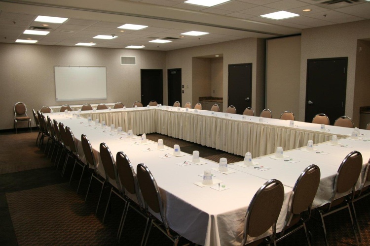 Humphry Inn & Suites photo 14