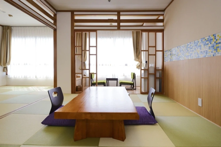 Comfort room