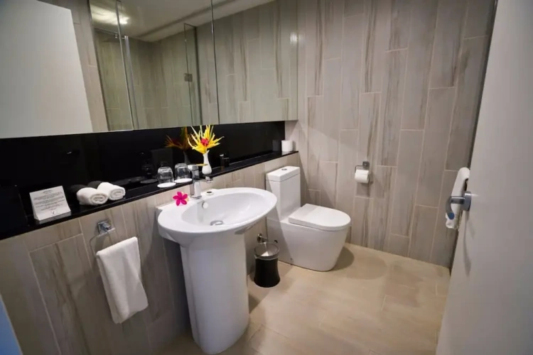 2 Bedrooms Villa
