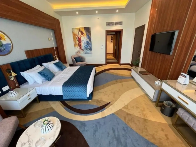 Deluxe Double room with balcony and with partial sea view