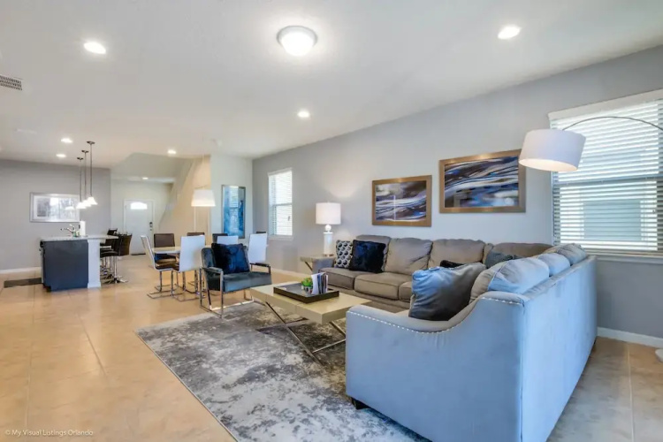 Lima Avenue Villa Windsor At Westside 2