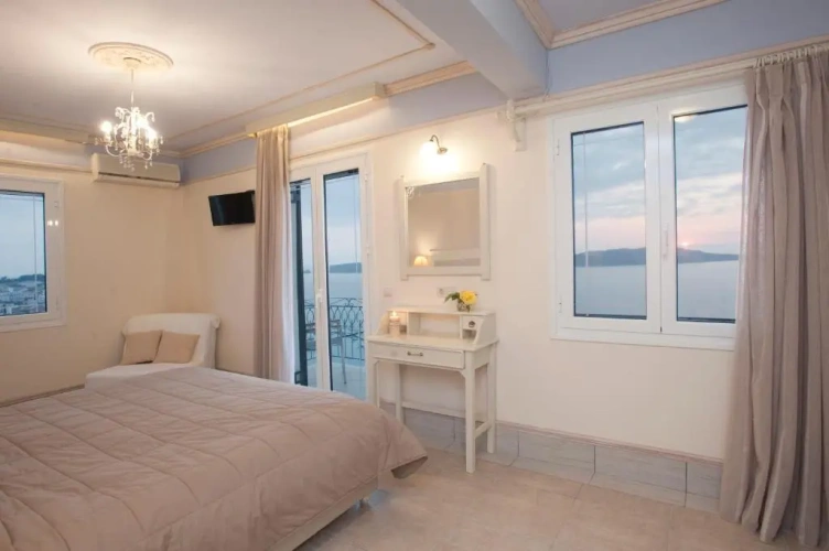 Studio with sea view
