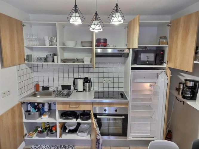 1 Bedroom Apartment