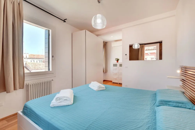Ca' Lucia Bright Apartment in Venice