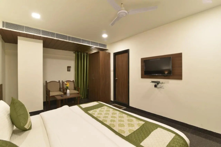 Hotel Clove