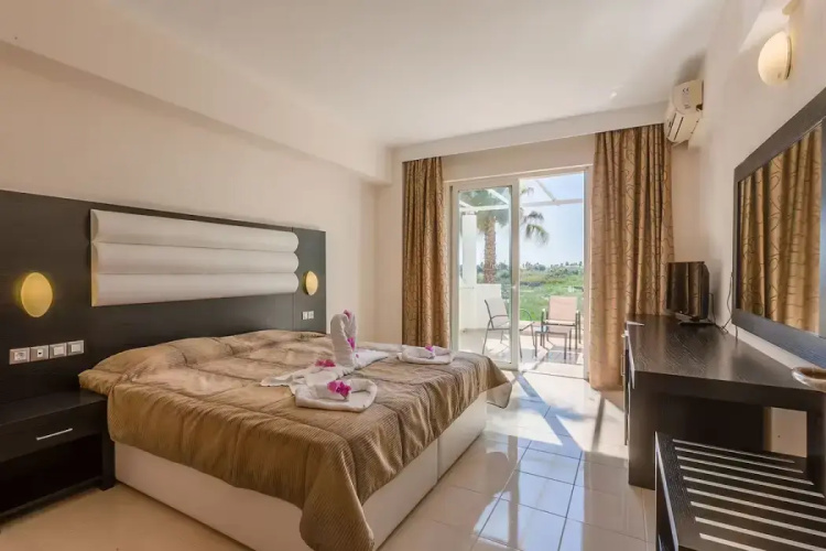 Cavo D'oro Hotel