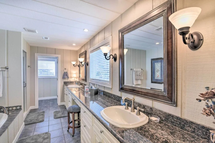 Waterfront Deck: Charming Galveston Home!