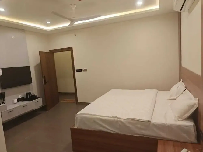 Hotel Diyanvi