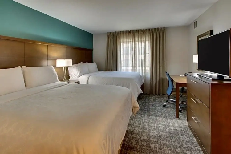 1 Bedroom Quadruple Suite