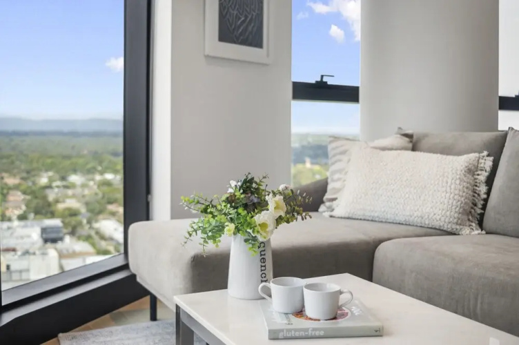 High-rise 3-bed Apartment With Premium Amenities