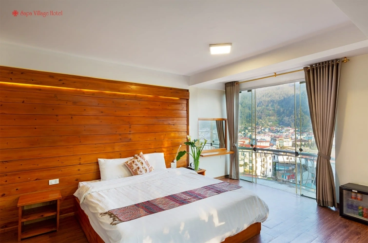 Standard Double room with balcony and with city view