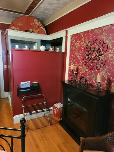 Prairie House Manor