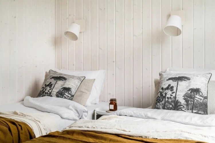 2 Bedrooms Cottage