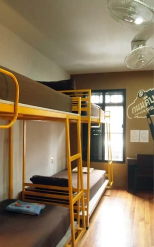 6 Bedrooms Bed in Dorm with city view