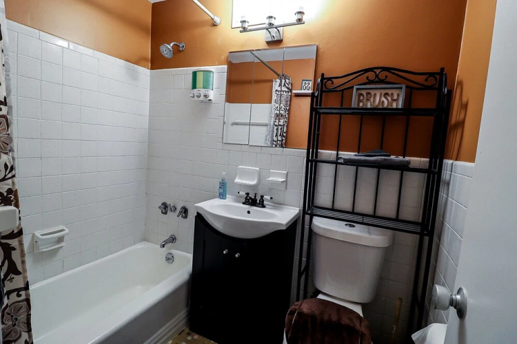 Perfect DTWN Condo with King beds