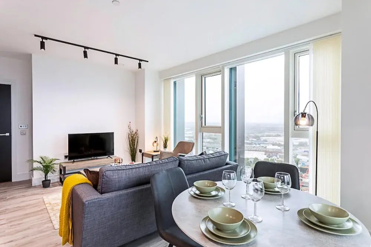 Icon Tower Flat II