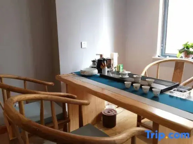 Hillman Apartment (Xinxiang High-speed Railway East Station)