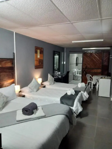 Ay Jay's Guesthouse
