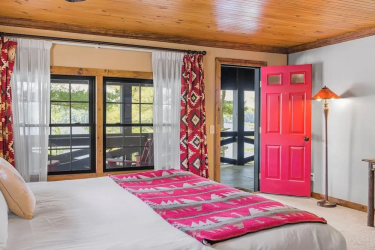 Standard Double room with lake view