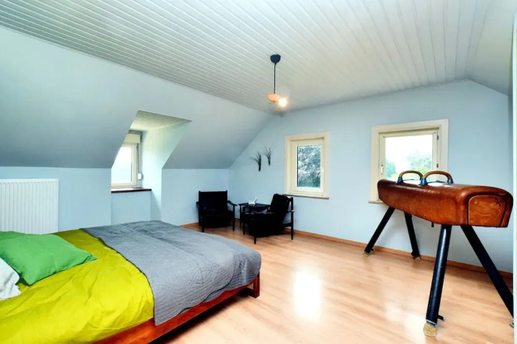 Modern Holiday Home in Flobecq with Garden