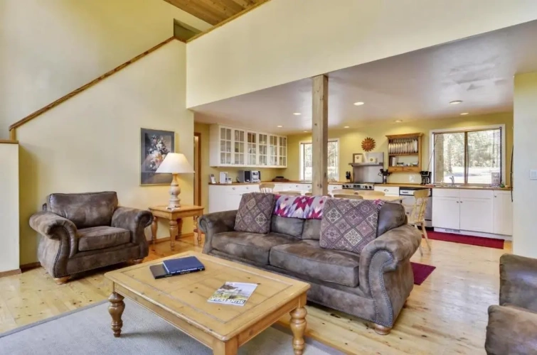 4 Bedrooms Cottage
