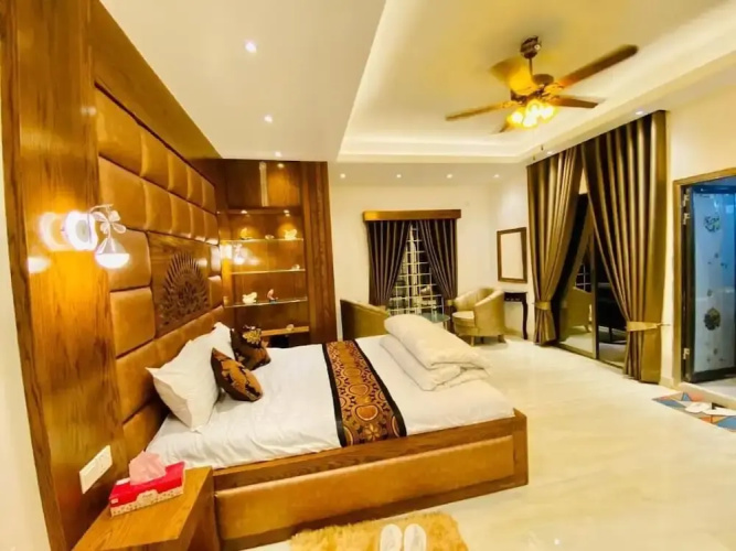 Beach Queen Resort