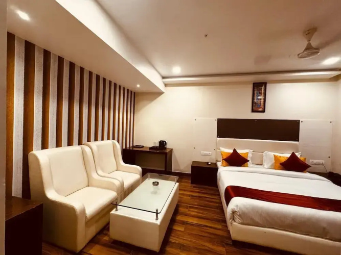 Hotel Lotus Inn