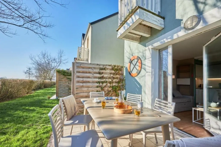2 Bedrooms Double Cottage with balcony