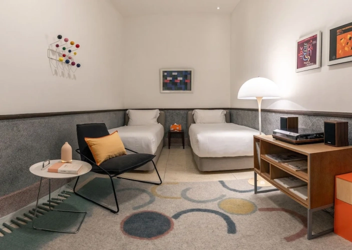 Standard Twin room