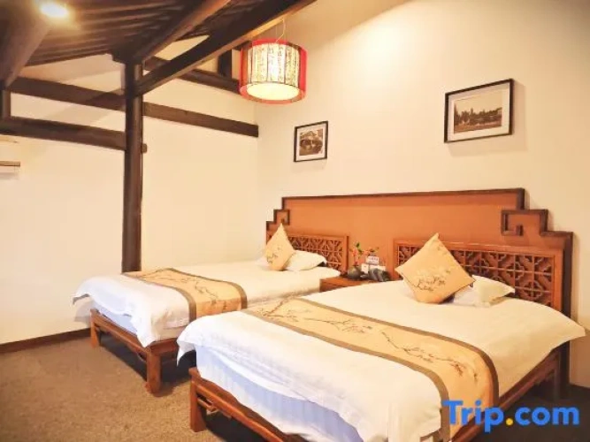 2 Bedrooms Suite