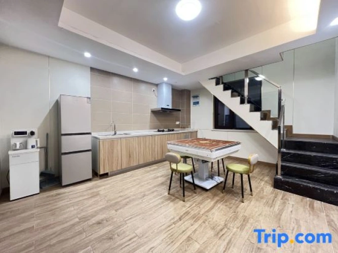 2 Bedrooms Villa