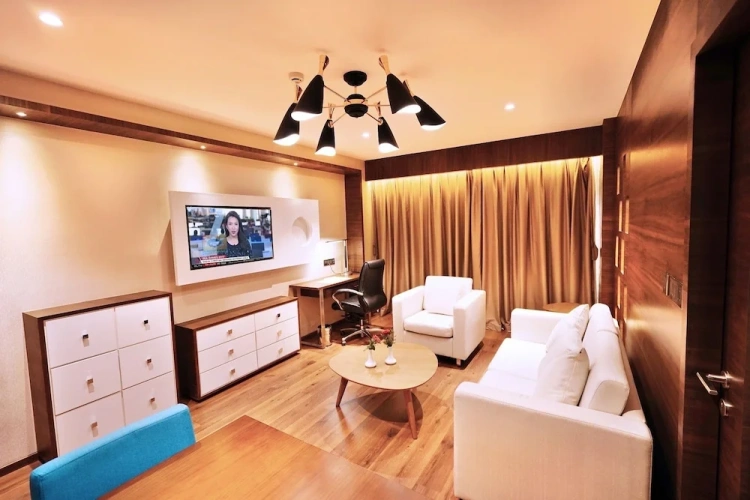 Luxury Suite