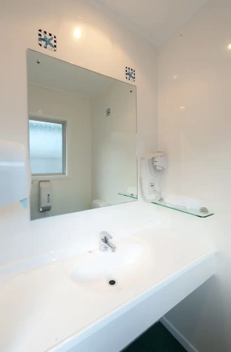 1 Bedroom Economy room
