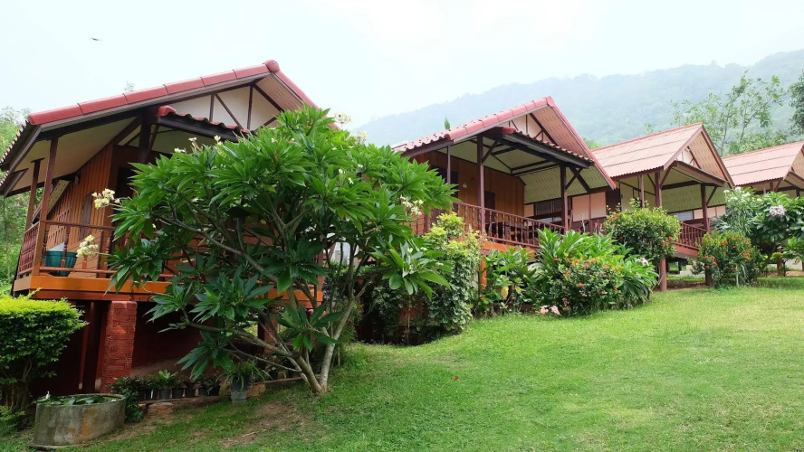 Pooltrap Village Bungalow