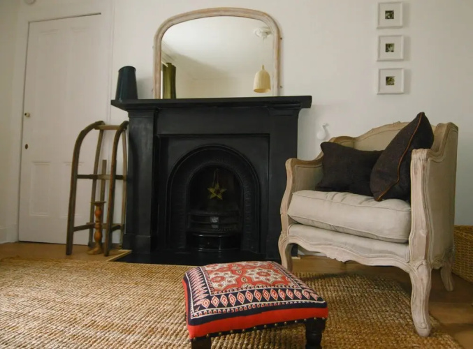 398 Avondale Place Apartment