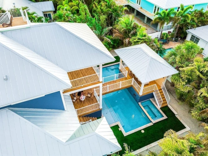 4 Bedrooms Cottage
