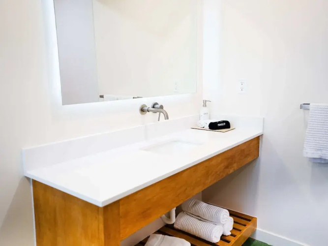 Premium Suite, King Bed With Sofa Bed, Pool View
