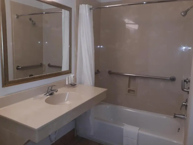 1 Bedroom Double Suite