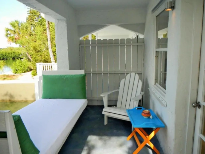1 Bedroom Double Suite with bay view
