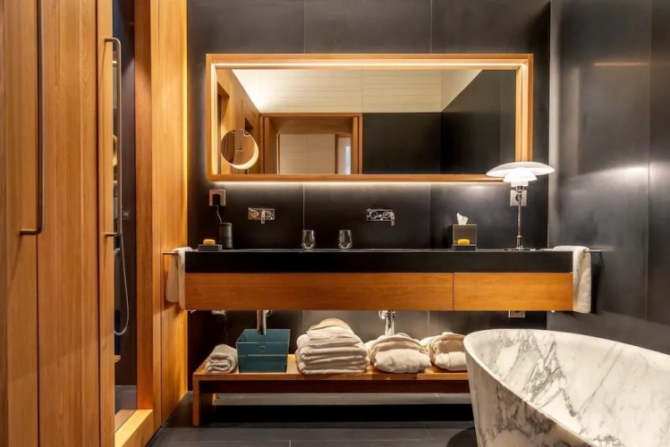 Premium Suite