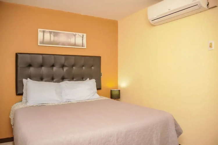 2 Bedrooms Classic Quadruple Apartment