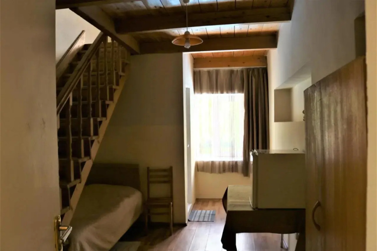 Taoskari Hotel
