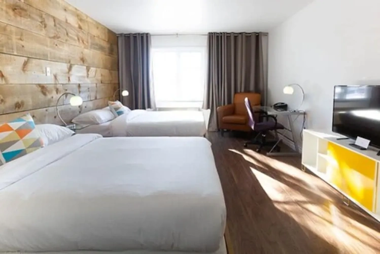 Deluxe Quadruple room