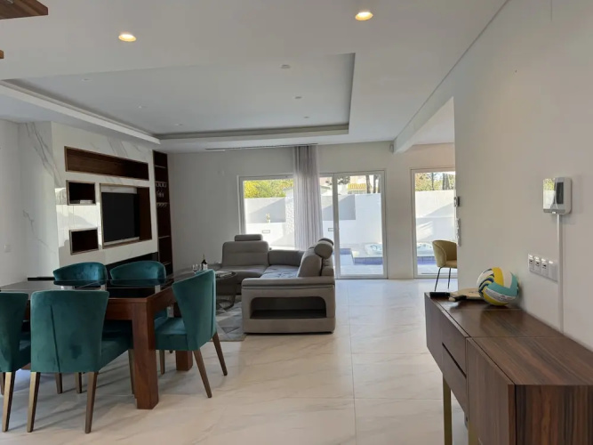 Paraty Villa by Cadenzalux