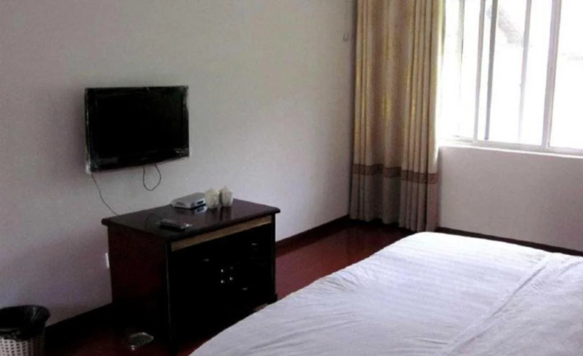 Emeishan Longshan Inn