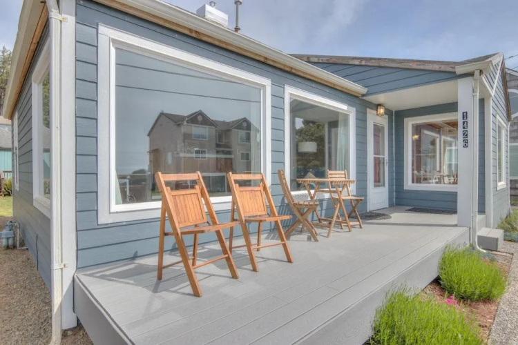 Sea Chalet