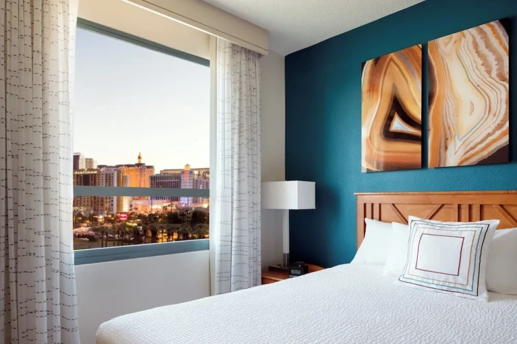 1 Bedroom Suite