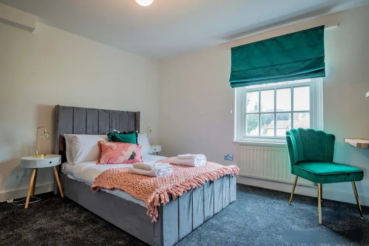 Host Stay Park Street Abode